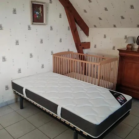 Les Blés Dorés à 7 Km De Derval. Apartamento