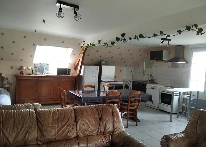 Les Blés Dorés à 7 Km De Derval. Apartamento Conquereuil